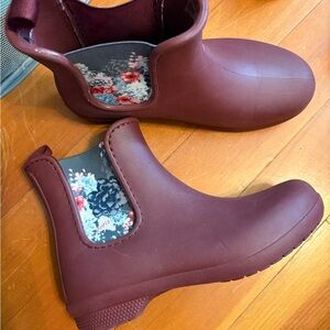 CROCS Brown Winter Rain Boots Ankle Height